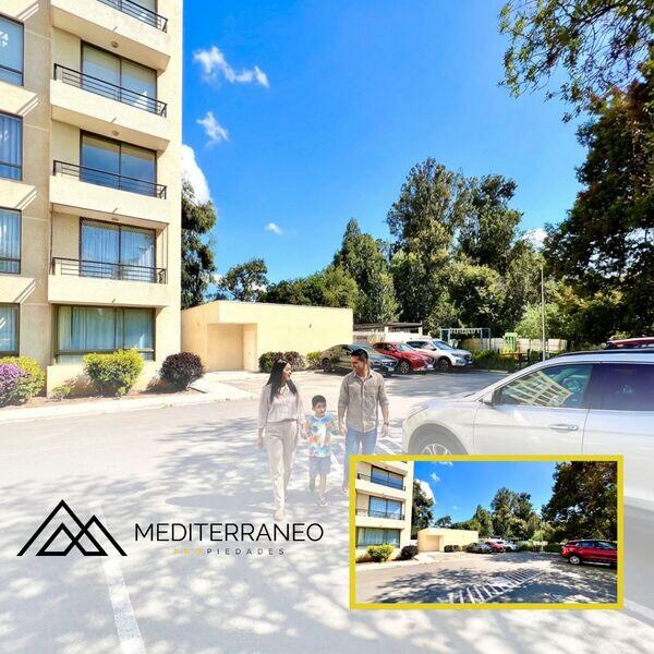 Mediterráneo - Estacionamiento